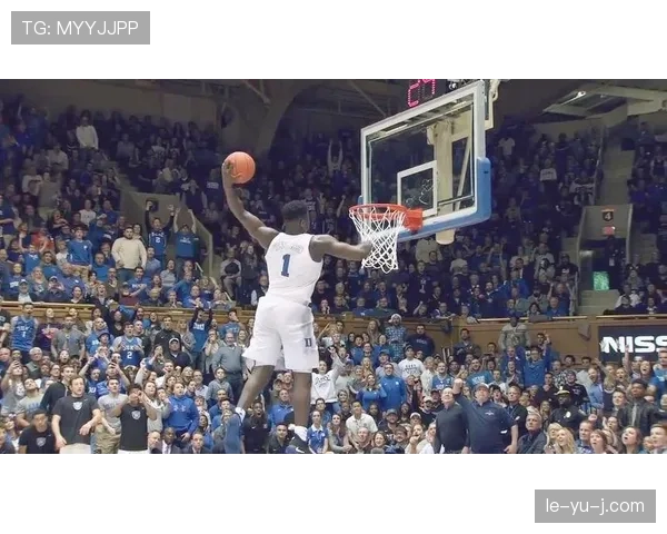 锡安劲爆扣篮引关注,天赋异禀被赞未来之星 锡安劲爆扣篮引关注,天赋异禀被赞未来之星