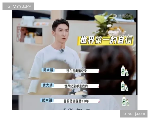 武大靖拎着塑料袋从地铁站出来，金牌得主的日常我看傻了